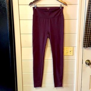 SPANX Assets Red Hot Label by Spanx Maroon Leggings Size L.